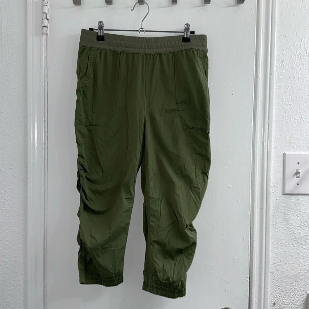 NORTH FACE Girls Jogger Pants XL (18) Olive Green Ruched Cropped Pull On Outdoor
